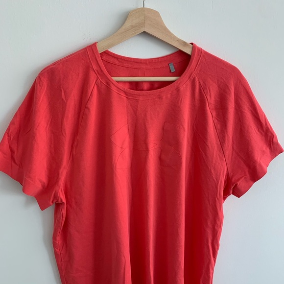 Under Armour - Pink Short Sleeve Workout Top - Picture 2 of 7